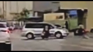 【車禍影片】汽車疑似搶快左轉，直行騎士遭碰倒地（2024.05.09 台南市安南區長和路一段
