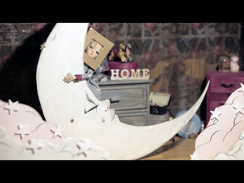 Video thumbnail for Ad un passo dalla luna