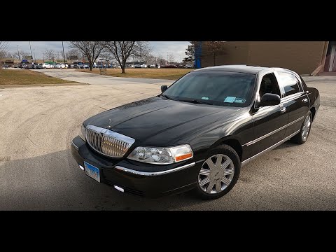 Lincoln Town Car Guy Present's SUPER LOW MILES 2007 Lincoln Town Car Signature Limited