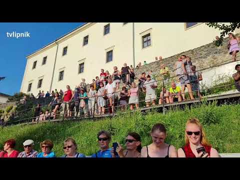 Koncert kapely ABBA revival v Zámecké zahradě v Hranicich - záznam přímého přenosu z koncertu