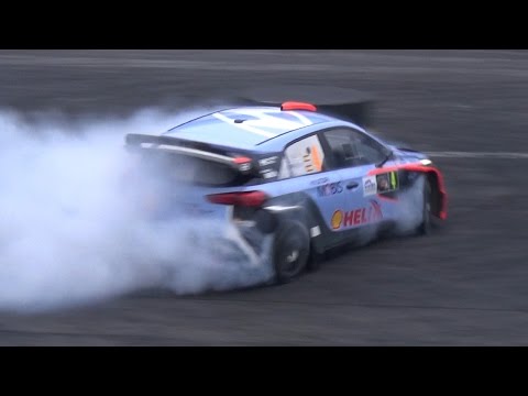 Dani Sordo CRAZY Warm Up + MASSIVE Burnout Backward Entry!