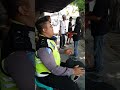 VIRAL POLISI KEREN MEMORI BERKASIH Feat PENGAMEN JALAN 100 Keren