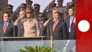 El-Sisi: Mursi'ye gözdağı veren general