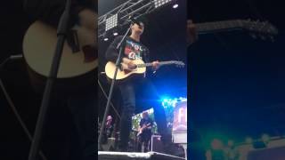 Walking Like Giants: Stars Go Dim