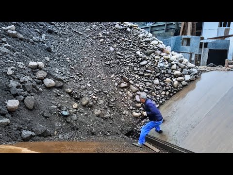 Barge unloading 2200 tons of cobblestone - Work vlog on a barge