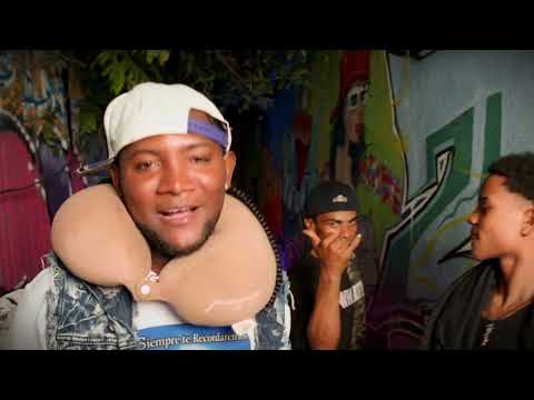 Suriel La R- Una Maniatica - Video Oficial 4k