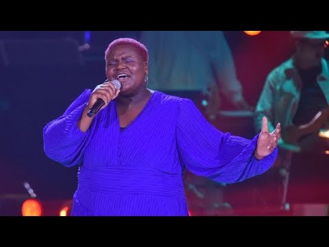Naomi Mbiyeya singt \"Spring Nicht\" von Tokio Hotel