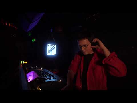 Wordcolour | Darc City S02 | Lion & Lamb