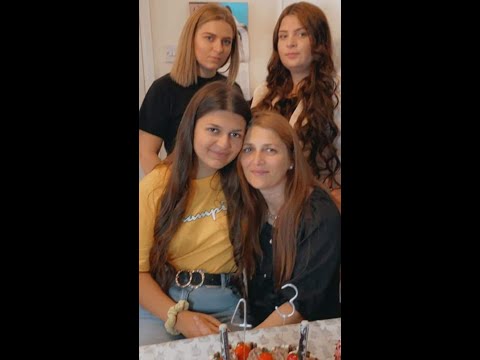 Tuzséri Fiuk 2020 Mézikének és Biankának Névnapjukra Angliába