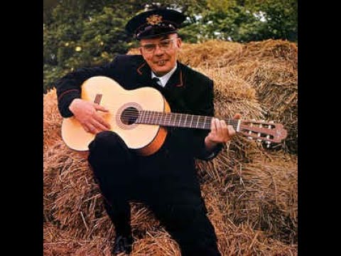 Allen Smethurst :The Singing Postman