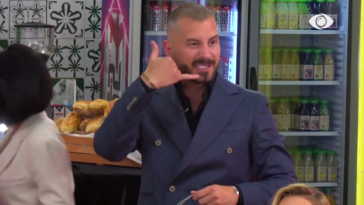 “Mos e nxirr gjuhën se e ke dhe pa muskuj”/ Romeo i kthehet Ledjonës