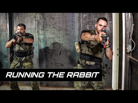RUNNING THE RABBIT vs PUSHING THE THREAT, COMPARING TWO CORNER FED CQB TACTICS
