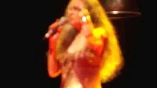 Maria Bethânia no Tetro Positivo Curitiba (25/04/2015) Eu te desejo amor.