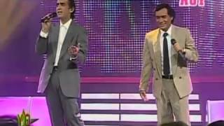 EL DUELO - Julio Iglesias versus Caetano Veloso &quot;Maria Bonita&quot; - Gala de Eliminacion