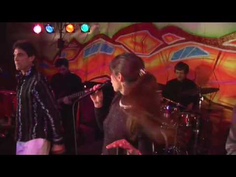 Everyday People - "I Heard It Through the Grapevine"