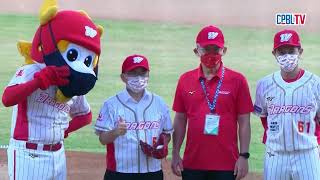 [轉錄] 新竹棒球場重新啟用首戰滿場市長開球