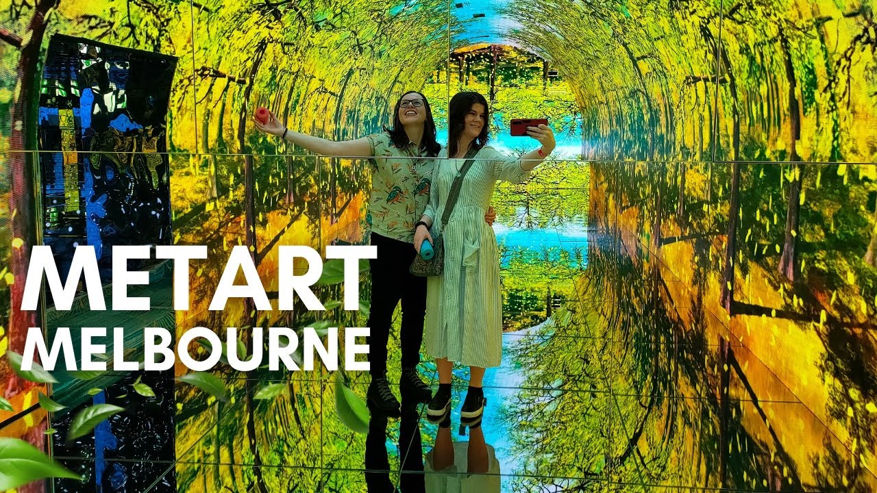 Explore Metartworld's digital art through the lens of visitors.