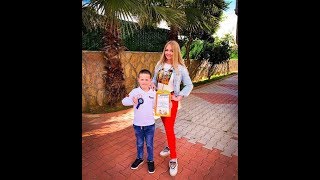 Даша Пынзарь. Темочка закончил изучать букварь ))