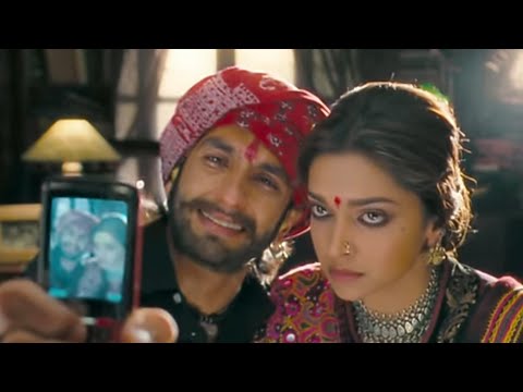 DEEPIKA ACT POSSESSED GOLIYON KI RASLEELA RAMLEELA
