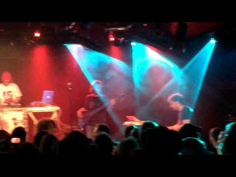 Random Trip (HU) ft. Little G Weevil and Juli Fabian