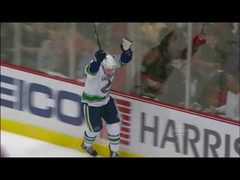 Mason Raymond 1-0 Goal Vs the Blackhawks on Game 3 of the 08 / 09 Playoffs in HD