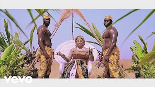 Oumou Sangaré - Fadjamou (Official Video) - YouTube
