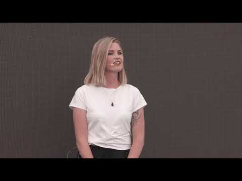 DEPT® Festival 2019 🎪 - Speaker - Eileen Bosman