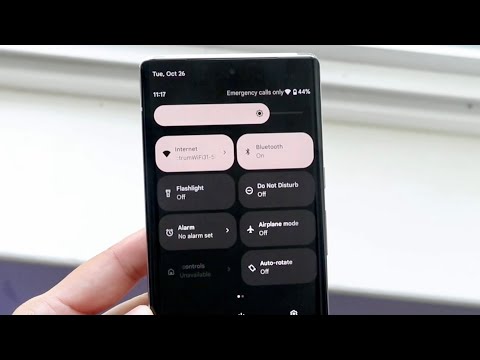 How To Turn On Flashlight On Google Pixel 6 / Pixel 6 Pro!
