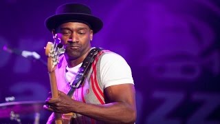 Marcus Miller - Papa Was A Rolling Stone   *THE SMOOTHJAZZ LOFT*