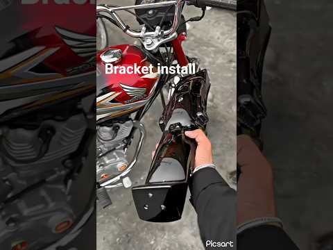 Honda 125 bracket install #125 #youtubeshorts #honda125