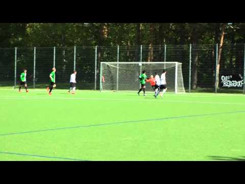 Parade von Jan Dierschke (TSG Bergedorf II) | ELBKICK.TV