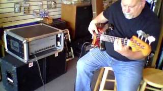 Video thumbnail for Sadowsky SA200 tube head with P-bass by Bass Gear Magazine