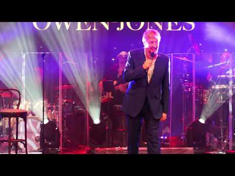 John Owen Jones  - Jane McDonald Cruise October 25