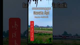 Download lagu Menunggu Kereta Api Sambil Ngangkring Lagu Bang Jono by Zaskia Gotik #shorts mp3