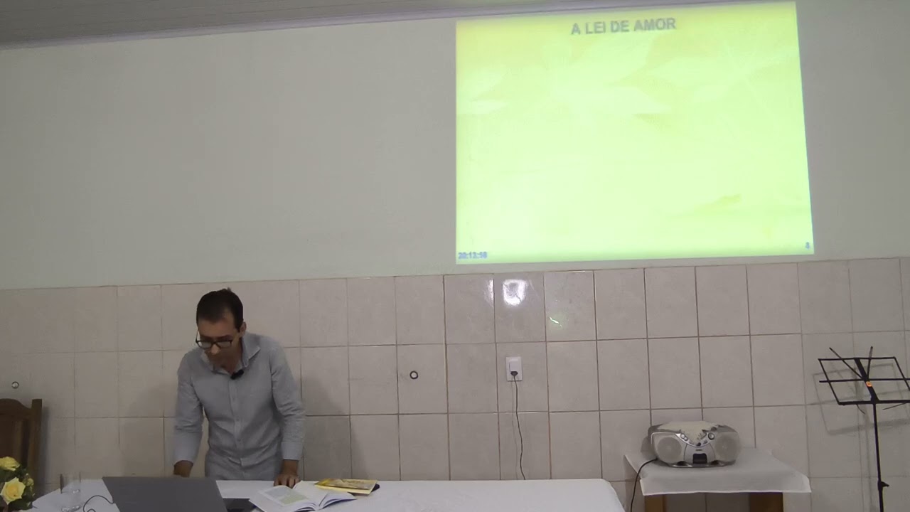 Palestra com Vanildo com o tema: Caridade e convivência social