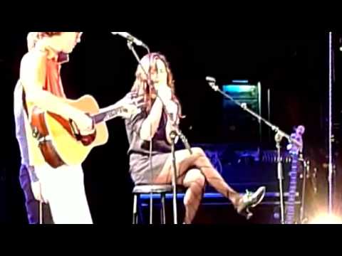 KINGS OF CONVENIENCE & FEIST - The Build Up - au Bataclan, Paris, 11 nov 2009