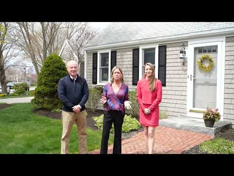 House For Sale - 4 Everette Dr - Newburyport, MA 01950