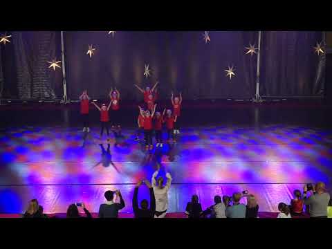 34. Christmas fireball - 9 děti - Nekužová Veronika