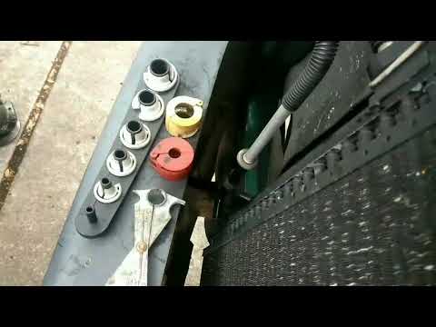 How To Disconnect AC Lines With Or Without The Spring Lock Tools