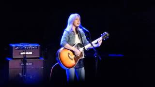 Liz Phair - Polyester Bride HD @ Beacon Theatre, NYC 04-04-2016