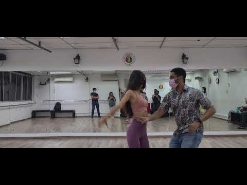 Bachata Singapore social dance demo to Kewin Cosmos , Ataca & La Alemana - Calma