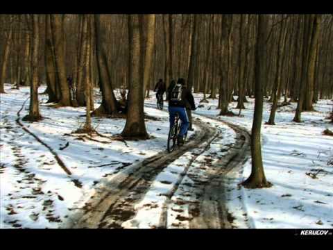 KERUCOV .ro: Traseu MTB Bucuresti - Padurea Baneasa, 45 km pe biciclete