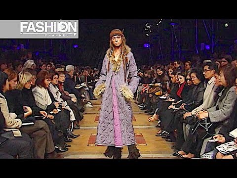 ZUCCA Fall 2002 2003 Paris - Fashion Channel