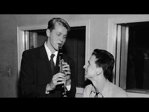 Stan Hasselgard Quintet (Feat. Jackie Searle) - You Took Advantage Of Me