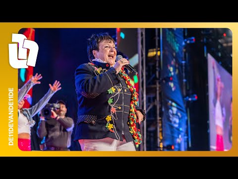 Het traditionele einde van een prachtige dag: Beppie Kraft op de11devande11de 2025