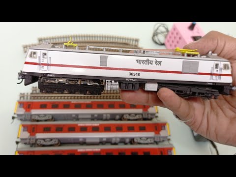 HO Scale Indian Train Starter Set | Unboxing, Set up and Short Run