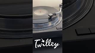 Dwight Twilley w/Tom Petty - Girls (Jungle, EMI America, 1984)