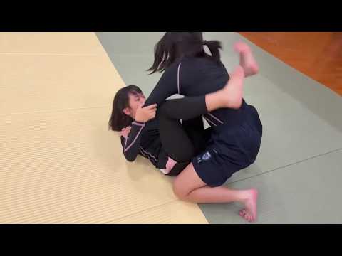 先輩に挑戦柔術スパーリング