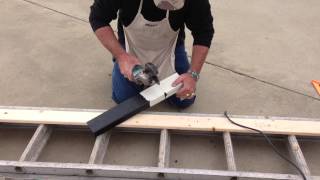 preview picture of video 'Burleson Handyman Shows You How To Fix Your Facia Board Exterior Paint Job 76028'