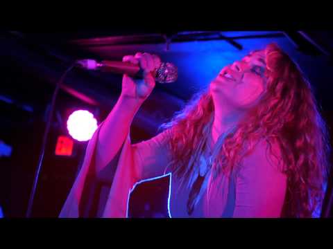 Hayley Jane & The Primates -  "Hurricane Jane" (Live at The Middle East)
